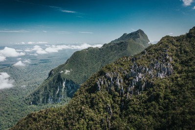 mulupinnacles.jpg
