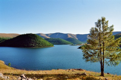 naiman-nuur.jpg