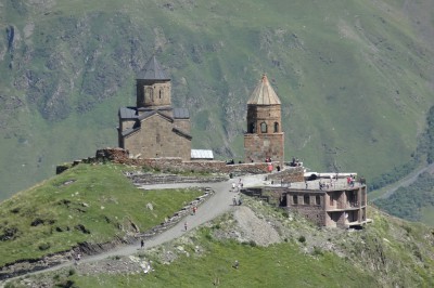 2014-kasbek-gergeti-trinity-church.jpg