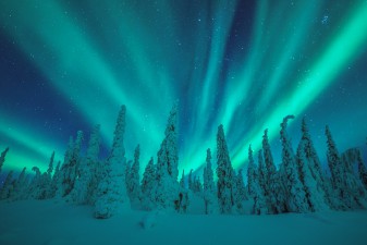 harriniva_secrets_of_the_northern_lights06_hires.jpg
