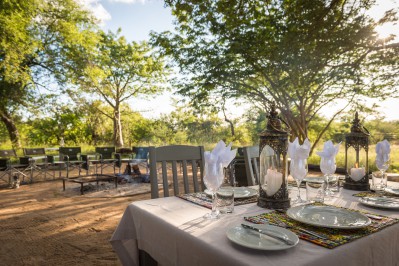 makuwa-safari-lodge-kruger-dining-001-em-gatland.jpg