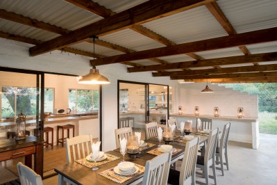 makuwa-safari-lodge-kruger-public-area-dining-004-em-gatland.jpg