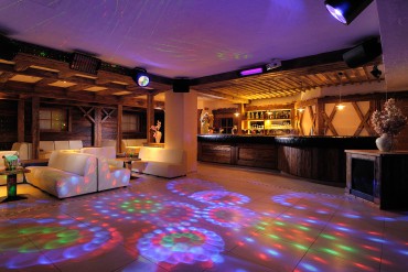 taverna_sala_discoteca.jpg