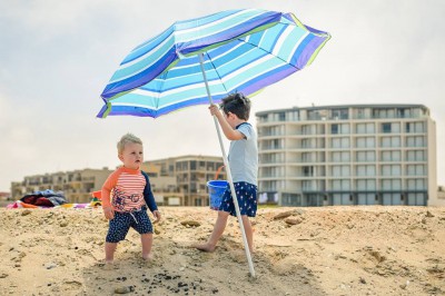 beach-family-day.jpg