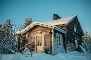 harriniva-hotels-safaris-wilderness-cabin-nivunki-1-1.jpg