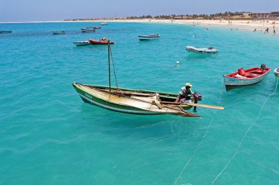 fisherman-678467_1920.jpg