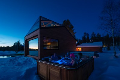 arctic_sauna_world_jacuzzi-6.jpg