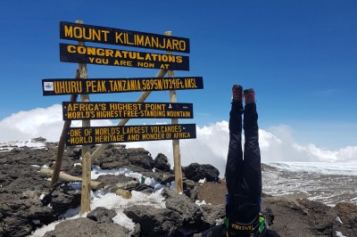 kili-handstand.jpg