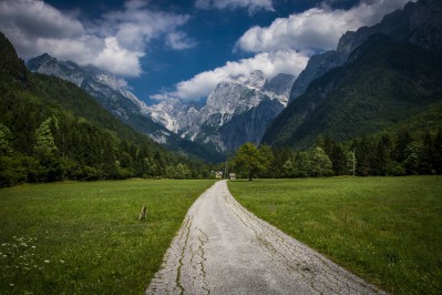 alternatives-titelbild_alps-4354164_1920_bild-von-www-erzetich-com-auf-pixabay.jpg
