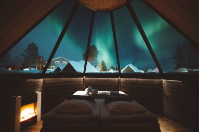 aurora-cabin-glass-igloo-apukka-rovaniemi-lapland-finland.jpg